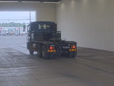 Isuzu GIGA