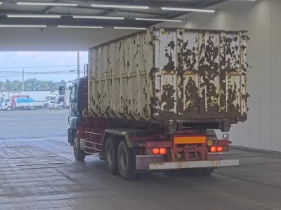 Isuzu GIGA