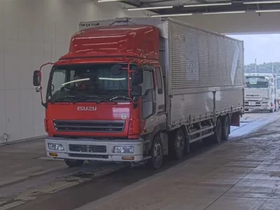 Isuzu GIGA