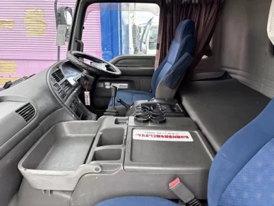 Isuzu GIGA