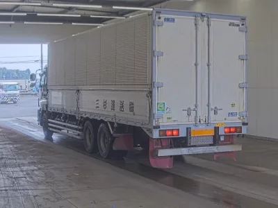 Isuzu GIGA