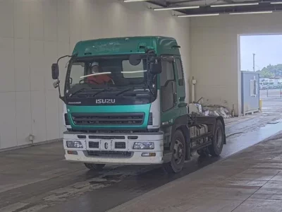 Isuzu GIGA