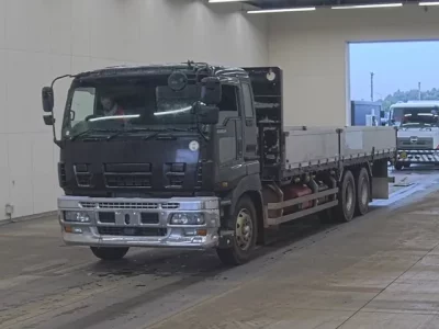 Isuzu GIGA