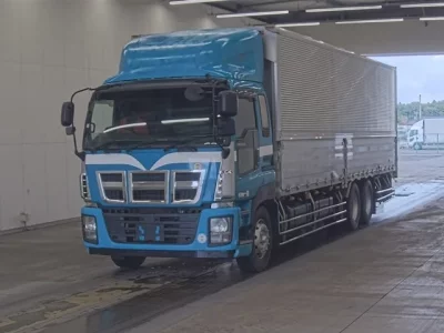 Isuzu GIGA