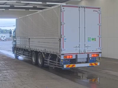 Isuzu GIGA