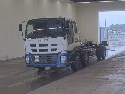 Isuzu GIGA