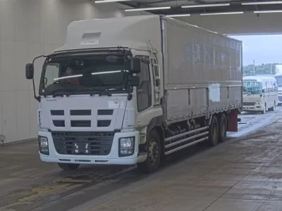 Isuzu GIGA