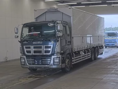 Isuzu GIGA
