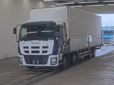 Isuzu GIGA