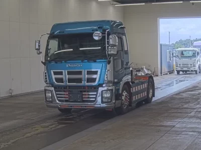 Isuzu GIGA