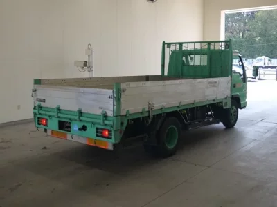 Isuzu TRUCK