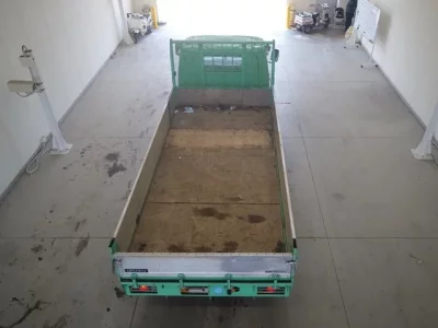 Isuzu TRUCK