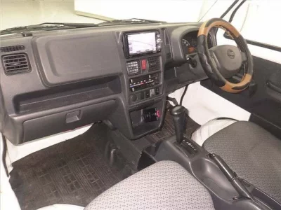 Nissan CLIPPER TRUCK