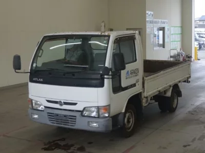 Nissan ATLAS