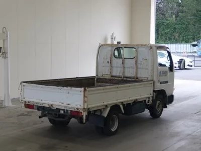 Nissan ATLAS