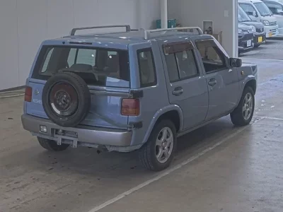 Nissan RASHEEN