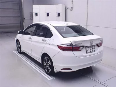 Honda GRACE
