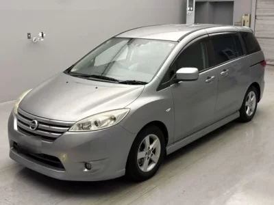 Nissan LAFESTA