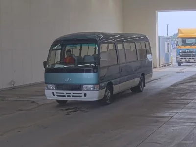 Toyota COASTER
