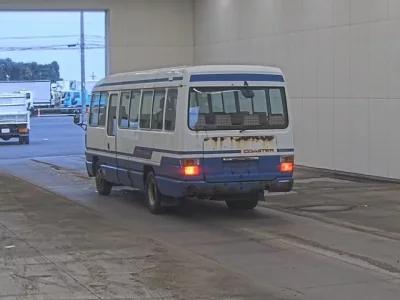 Toyota COASTER