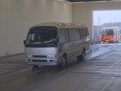 Toyota COASTER
