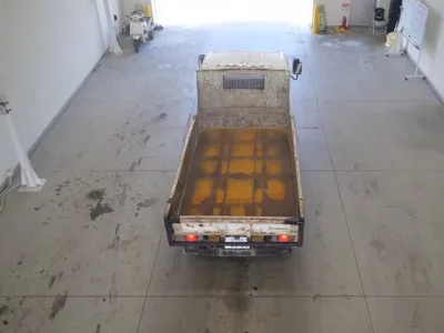 Isuzu TRUCK