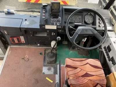 Isuzu BUS
