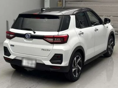Daihatsu ROCKY
