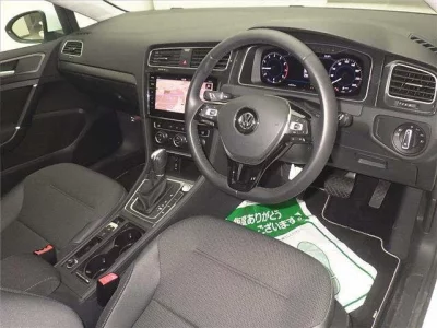 Volkswagen GOLF VARIANT