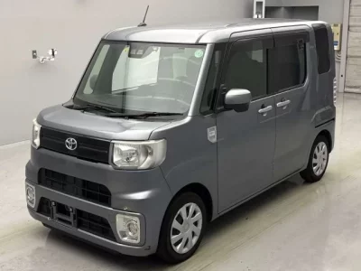 Toyota PIXIS MEGA