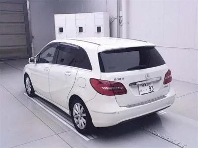 Mercedes-Benz B CLASS