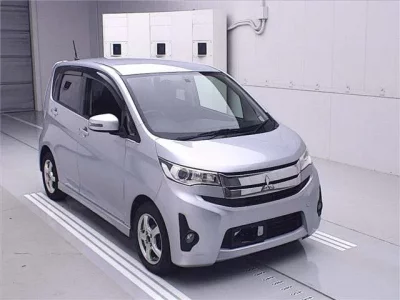 Mitsubishi EK CUSTOM