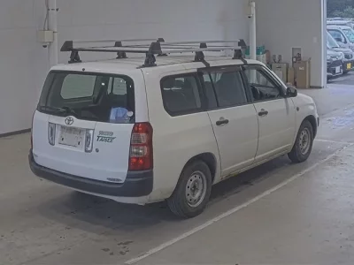 Toyota SUCCEED