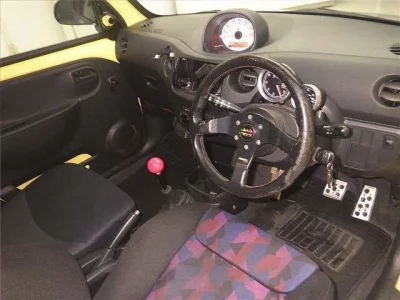 Daihatsu Esse