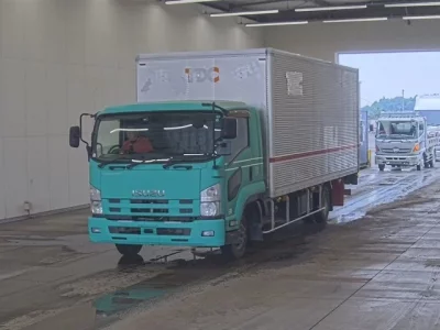 Isuzu FORWARD