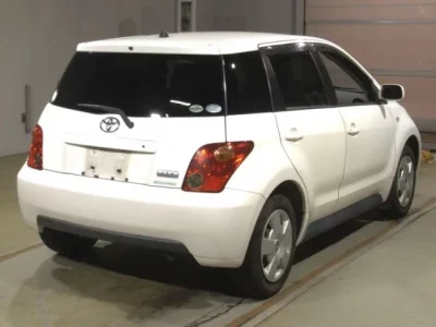 Toyota IST