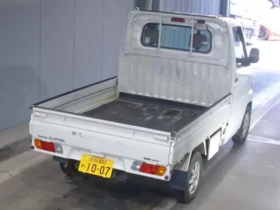 Nissan CLIPPER TRUCK