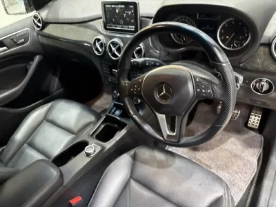 Mercedes-Benz B CLASS