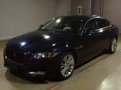 Jaguar XF SERIES