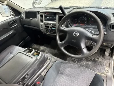 Nissan CARAVAN VAN
