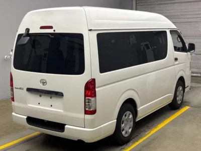 Toyota REGIUS ACE VAN