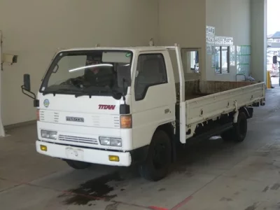 Mazda TITAN