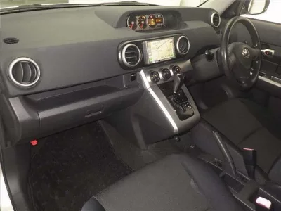 Toyota COROLLA RUMION