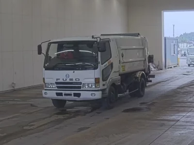 Mitsubishi FUSO FIGHTER