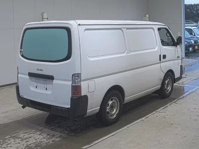 Isuzu COMO