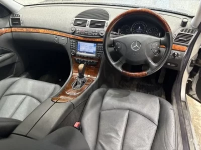Mercedes-Benz E CLASS WAGON