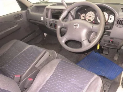 Nissan CARAVAN BUS