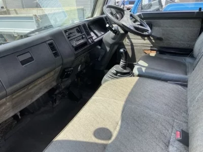 Mazda TITAN