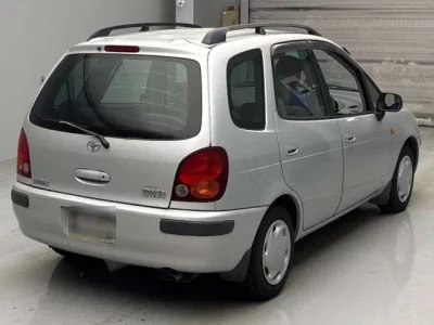Toyota COROLLA SPACIO