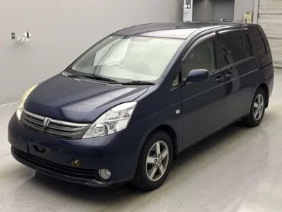 Toyota ISIS